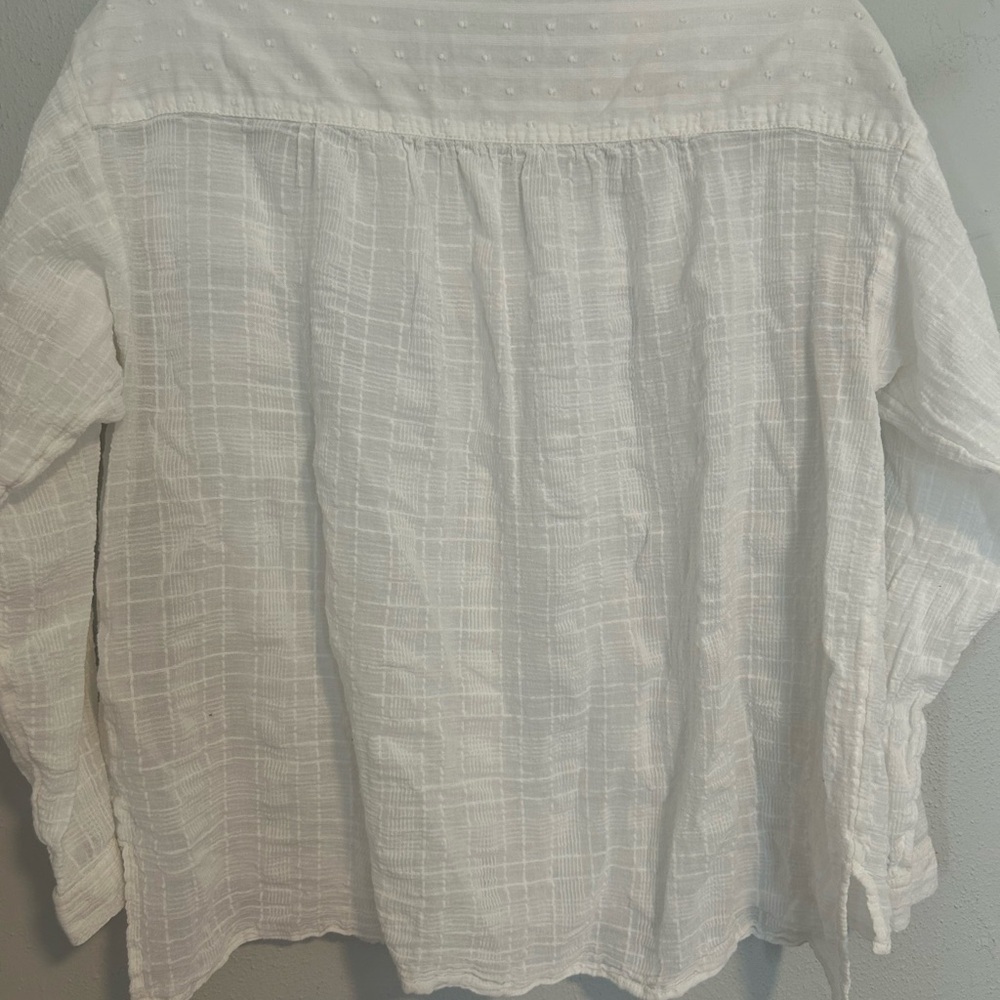 Anthropologie White Textured Button-Up Tunic - image 2